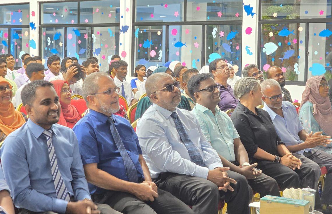 ފުރަތަމަ ފަހަރަށް އޭލެވެލްގައި މެރިން ސައިންސް ކިޔަވާދޭން ފަށައިފި