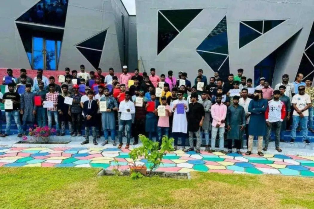 ތިނަދޫގައި ބިދޭސީ މަސައްކަތްތެރިން ކުރި މުޒާހަރާގެ ތެރެއިން