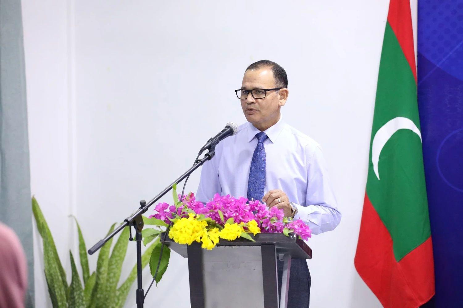 އެކި ފިކުރުތަކާއެކީގައި މަޝްވަރާ ކޮށްގެންނޫނީ ބޭނުންވާ ރަނގަޅު މިސްރާބަކަށް ނުދާނެ: މިނިސްޓަރ އާދަމް ޝަރީފު