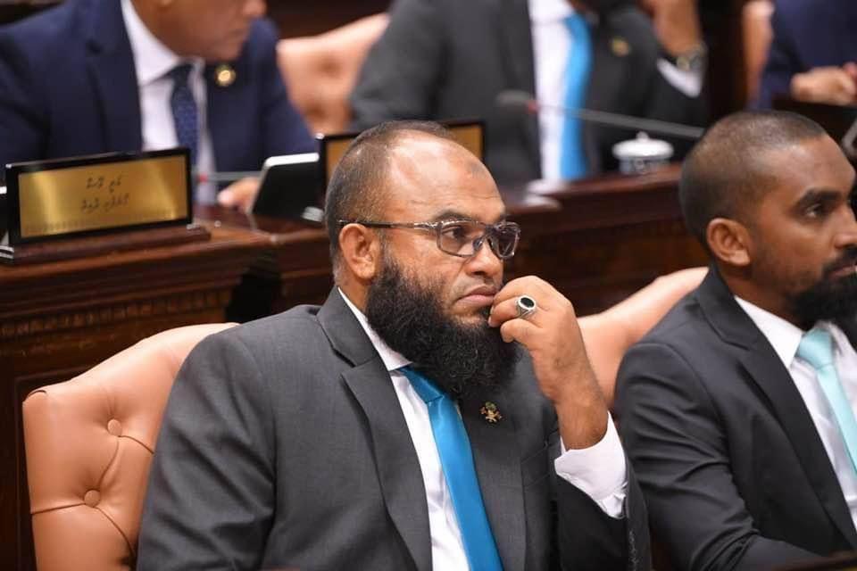  ރައީސް މުއިއްޒަކީ އިސްލާމީ ލީޑަރޝިޕްގެ މިސާލެއް: މެމްބަރު ހުސައިން