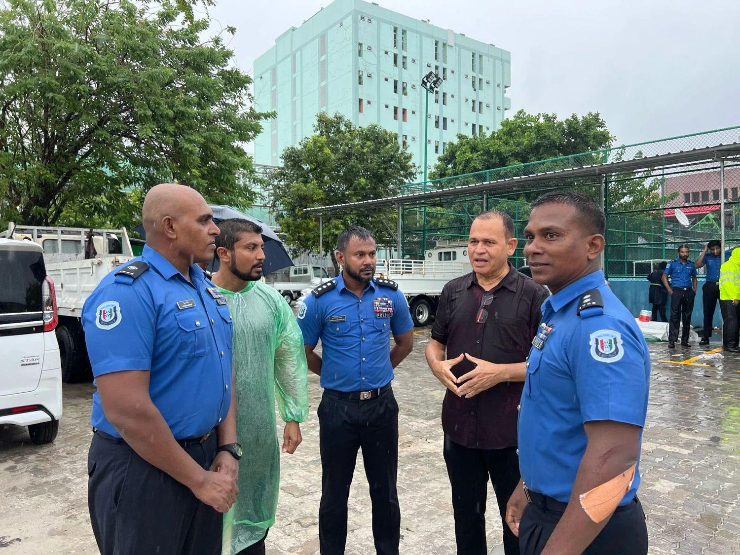 މިނިސްޓަރ އާދަމް ޝަރީފް ހާތލަތު ބައްލަވަނީ