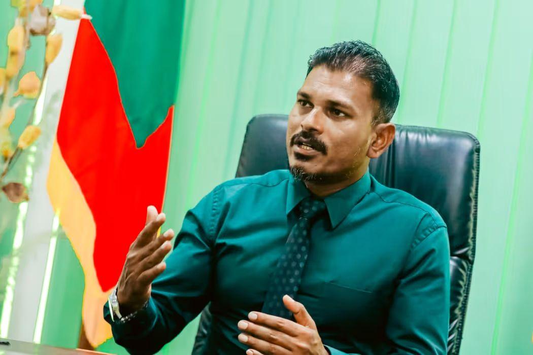 ތިނަދޫ ސިޓީއަކަށް ހެދުމުގައި އެއްވެސް އޮޅުވާލުމެއް ނޯންނާނެ: މޭޔަރ ސައުދު އަލީ 