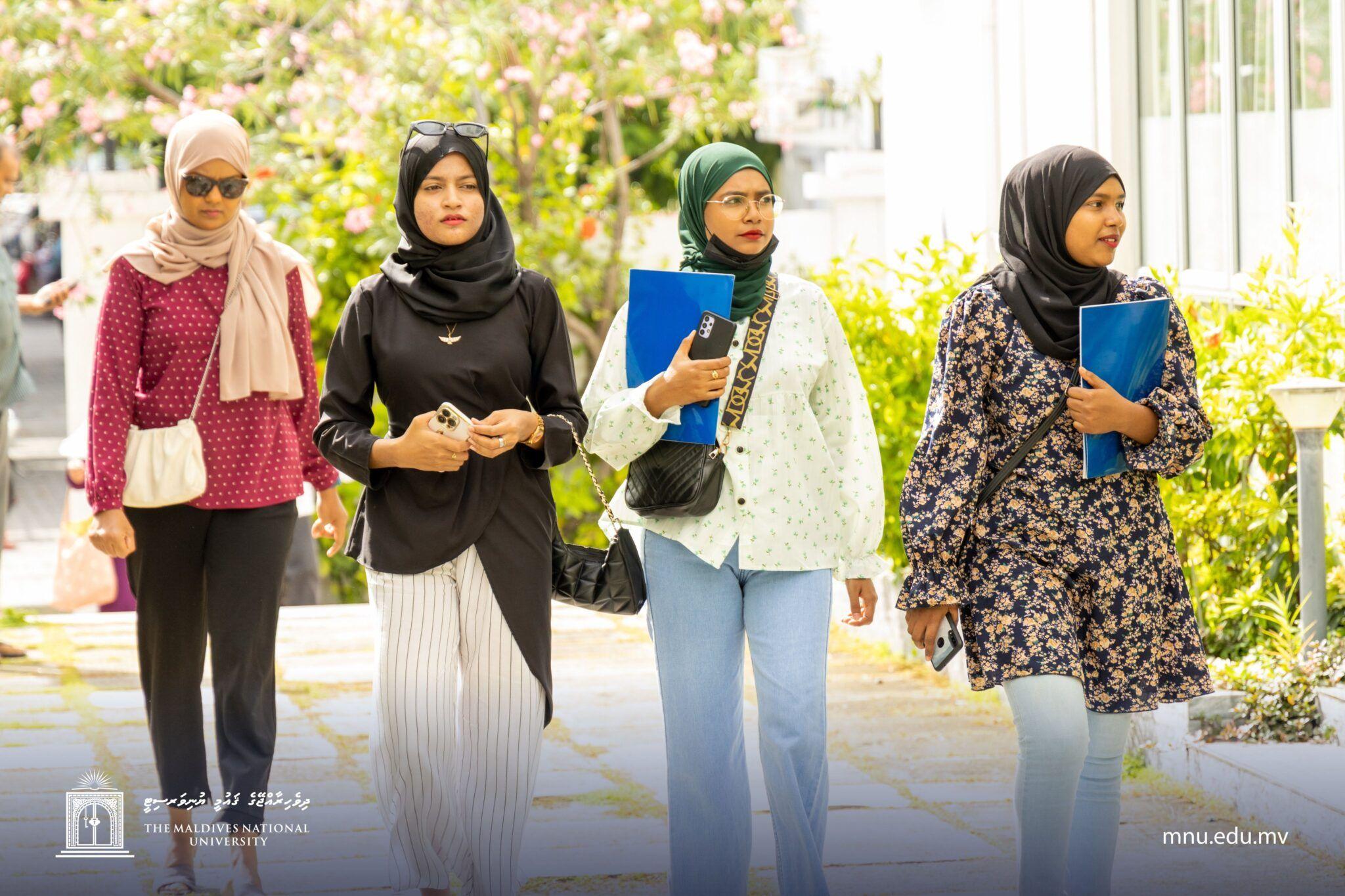 ކިޔެވުމަށް ޒިންމާވެ ޓިއުޝަން ދޫކޮށްލަން އެބަޖެހޭ: އެޑިއުކޭޝަން މިނިސްޓަރ