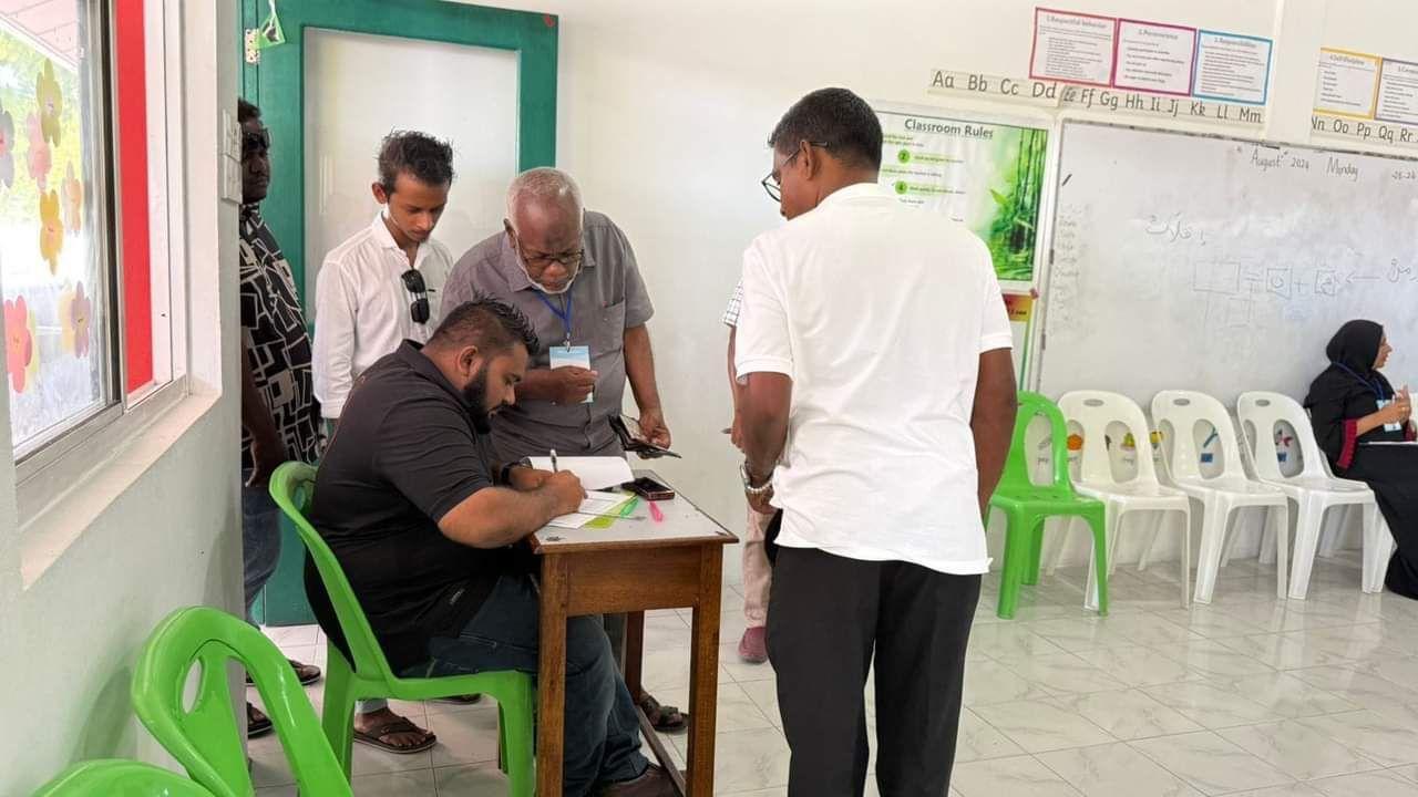 އިންތިހާބަށް ހޭލުންތެރިކުރުމަށް ޓިކްޓޮކް މުބާރާތެއް ބާއްވަން ނިންމައިފި