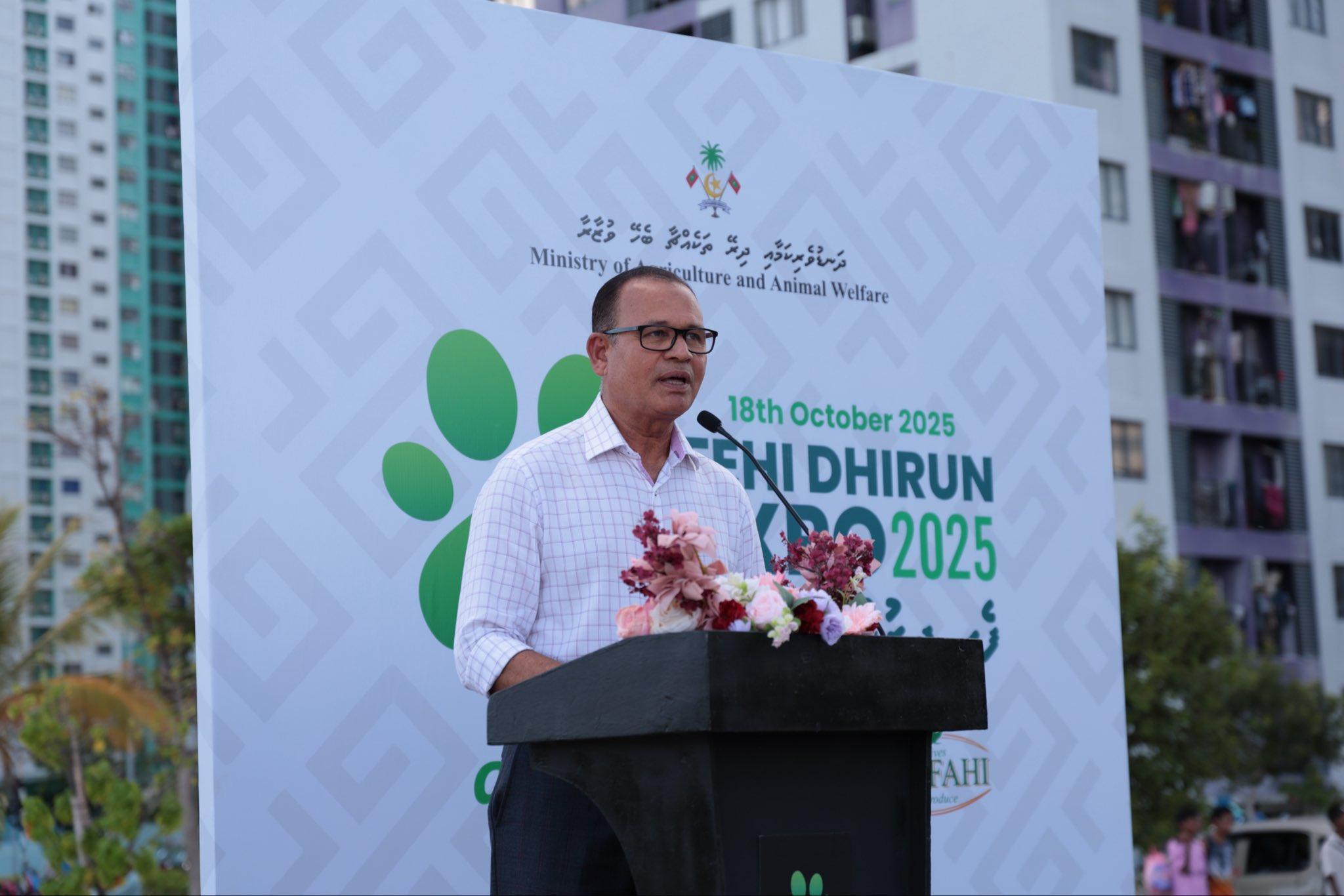 ދިވެހިން ހާލުގައި ޖެހޭ ކޮންމެ ފަހަރަކު އިތުބާރު އޮންނަ ބަޔަކީ ދަނޑުވެރިން: މިނިސްޓަރު އަދަމް ޝަރީފް