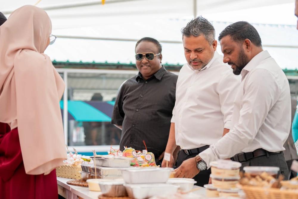 ދުވާފަރުގައި ބާއްވާ ކާބޯތަކެތީގެ މައުރަޒު މިނިސްޓަރު ޝިޔާމް ހުޅުވައިދެއްވައިފި