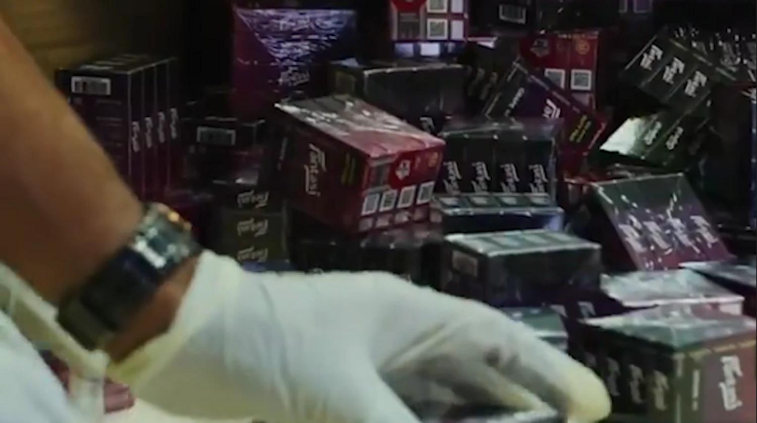 މުދާ ޝިޕްމަންޓަކުން ގިނަ އަދަދެއްގެ ވޭޕް ކާޓްރިޖް އަތުލައިގަނެފި