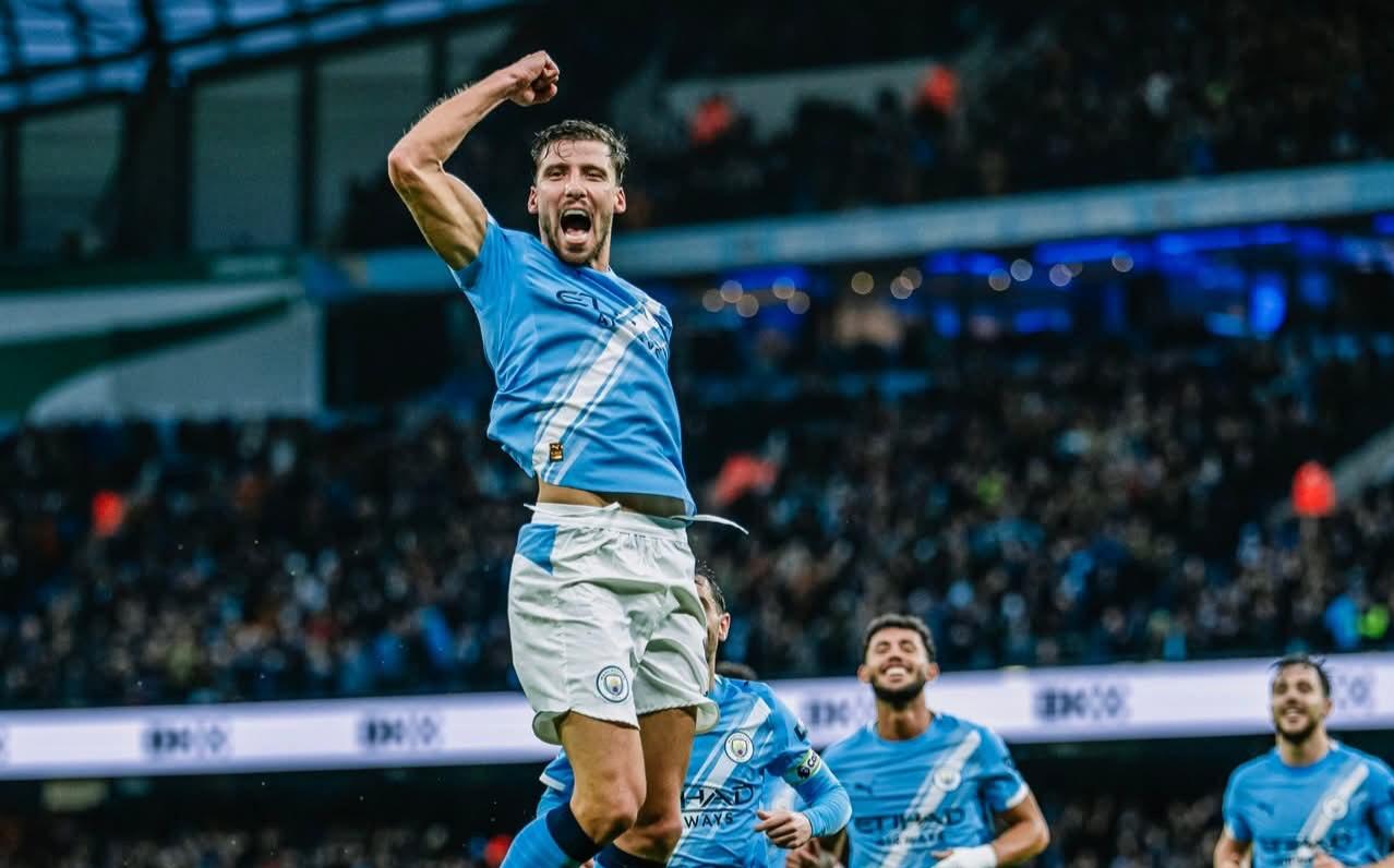 ފަސޭހަކަމާއެކު ސަންޑަލޭންޑް ބަލިކޮށް މެންޗެސްޓާ ސިޓީ އިން ފަރަގު ކުޑަކޮށްފި