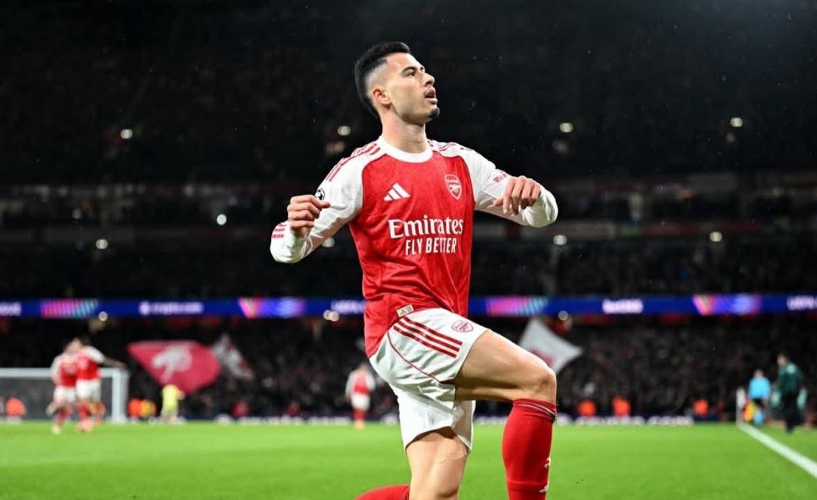 ފަސޭހަކަމާއެކު ކުލަބު ބުރޫޖް ބަލިކޮށް އާސެނަލް އިން މޮޅުވުމުގެ ރެކޯޑް ދަމަހައްޓައިފި