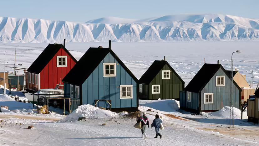 އެމެރިކާއިން ގަދަބާރުން ގްރީންލޭންޑް ހޯދަން އުޅޭކަން ފަޅާއަރައިފި