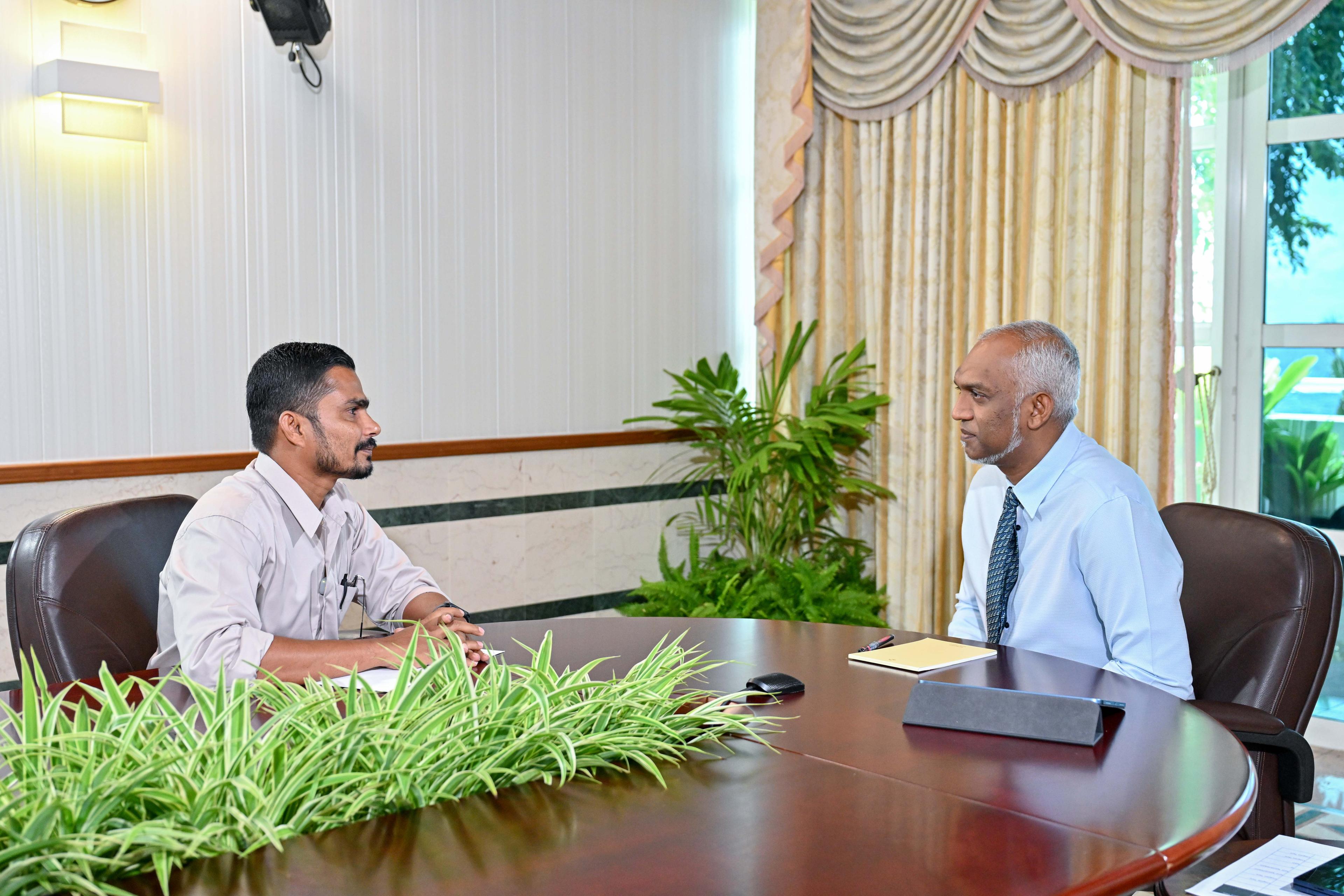 ގެދޮރުވެރިކަމުގެ ލޯނުގެ އިކުއިޓީ ހަމަޖެއްސުމަށް ދެ ލައްކަ ރުފިޔާގެ އެހީއެއް ދެނީ