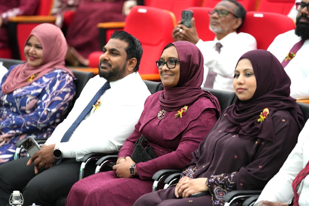 ޕޮލިޓެކްނިކްގެ ދަސްވެނިވުން: 55 ކޯހަކުން ގިނަ ދަރިވަރުންތަކެއް ދަސްވެނިވެއްޖެ