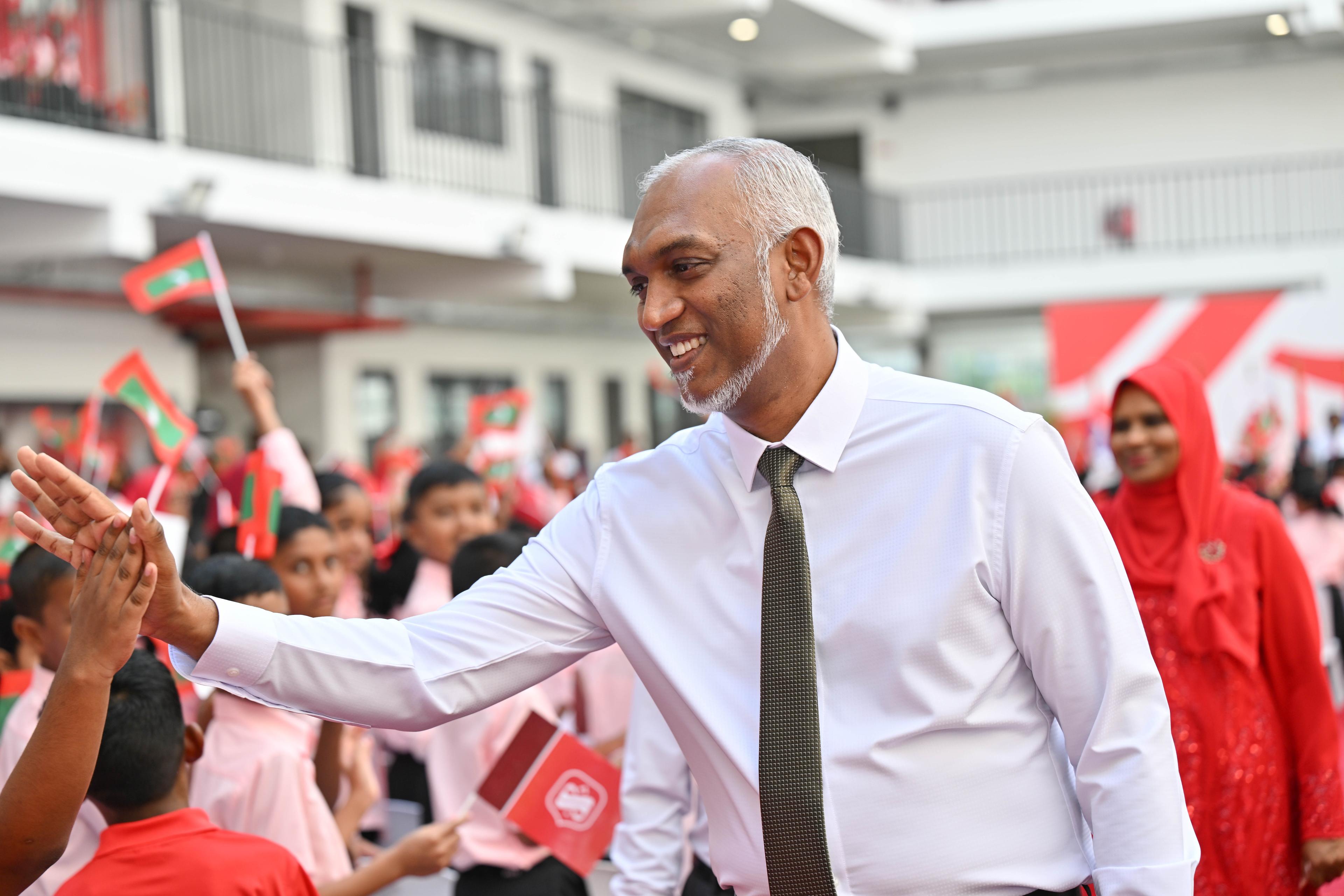 އެއްވެސް ފަރާތެއް ބާކީވިޔަ ނުދިނުމަކީ ސަރުކާރުގެ މުހިންމު ސިޔާސަތެއް: ރައީސް