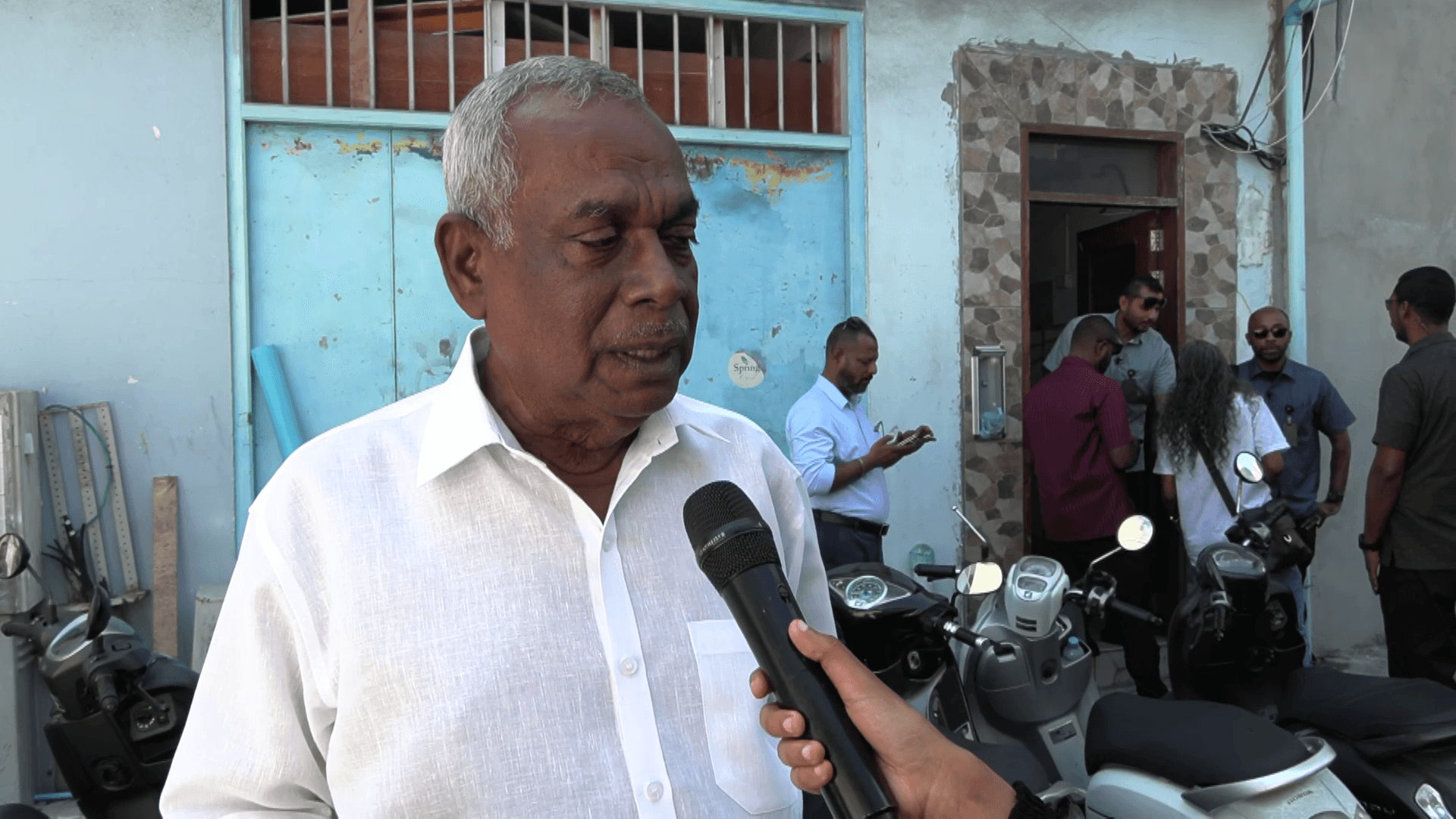 ސަރަނގު އާދަމް މަނިކު މޫސާ އަލީ ޖަލީލަށް ތާއީދުކޮށްފި