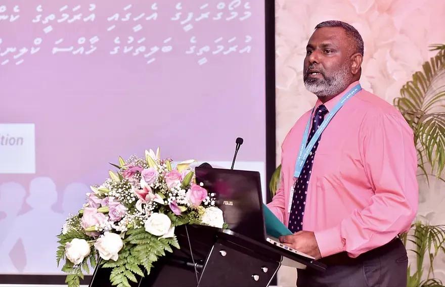 މިފްކޯގެ މެނޭޖިންގ ޑިރެކްޓަރ ކަމުގެ މަގާމުން ފަރުހަތު އިސްތިއުފާ ދެއްވައިފި