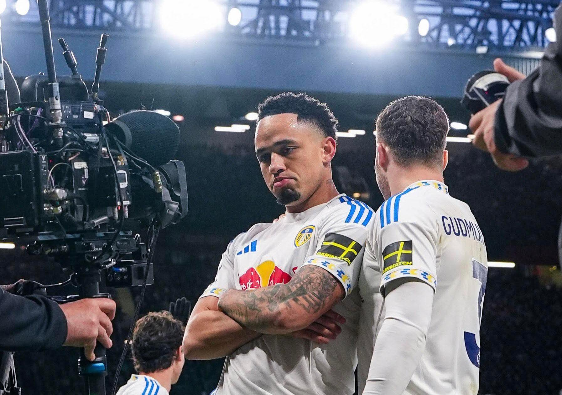 އޮކާފޯގެ ދެލަނޑާއެކު ޔުނައިޓެޑް ބަލިކޮށް ލީޑްސް އިން ރެލިގޭޝަން ޒޯނާއި ފެއަށް ޖެހިލައިފި