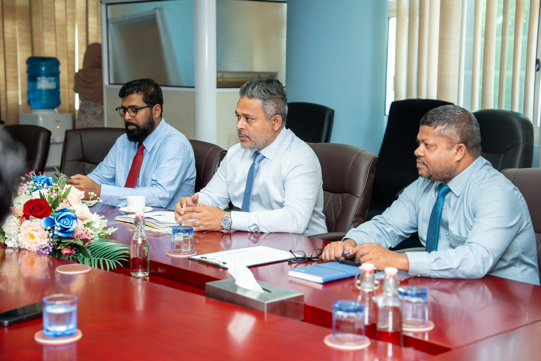 މަސްވެރިކަމަށް ކުރާ ނޭދެވޭ އަސަރުތަކާ ގުޅޭގޮތުން މަޝްވަރާކޮށްފި