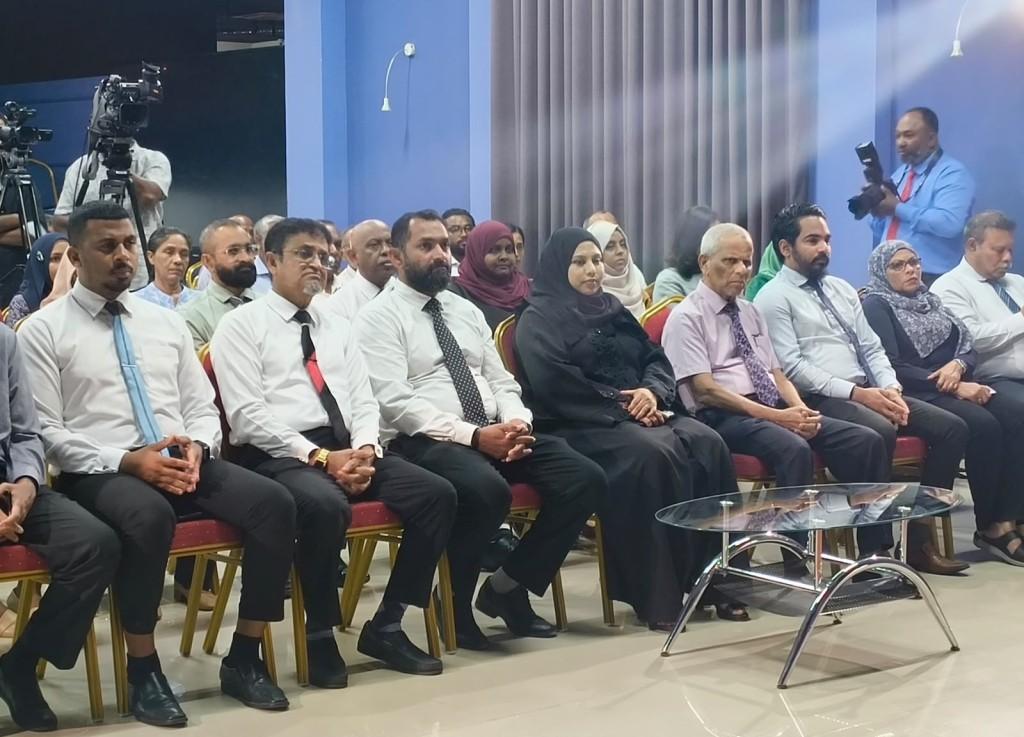 އިޙްތިރާމް އަދާކުރުމުގެ ޤައުމީ މަޝްރޫޢަށް ޚިޔާލު ހޯދުމުގެ ބައްދަލުވުން ފަށައިފި