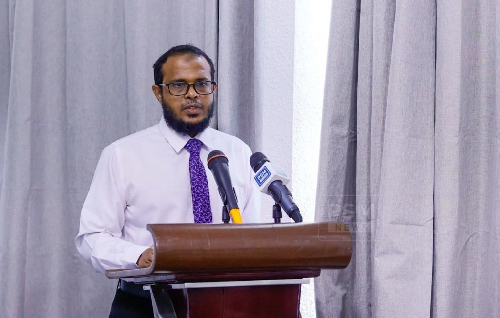 ކަމަދޫ އާޢި ކިހާދޫގެ ކަރަންޓުގެ މައްސަލަ ދަނީ ހައްލުކުރަމުން: މިނިސްޓަރ