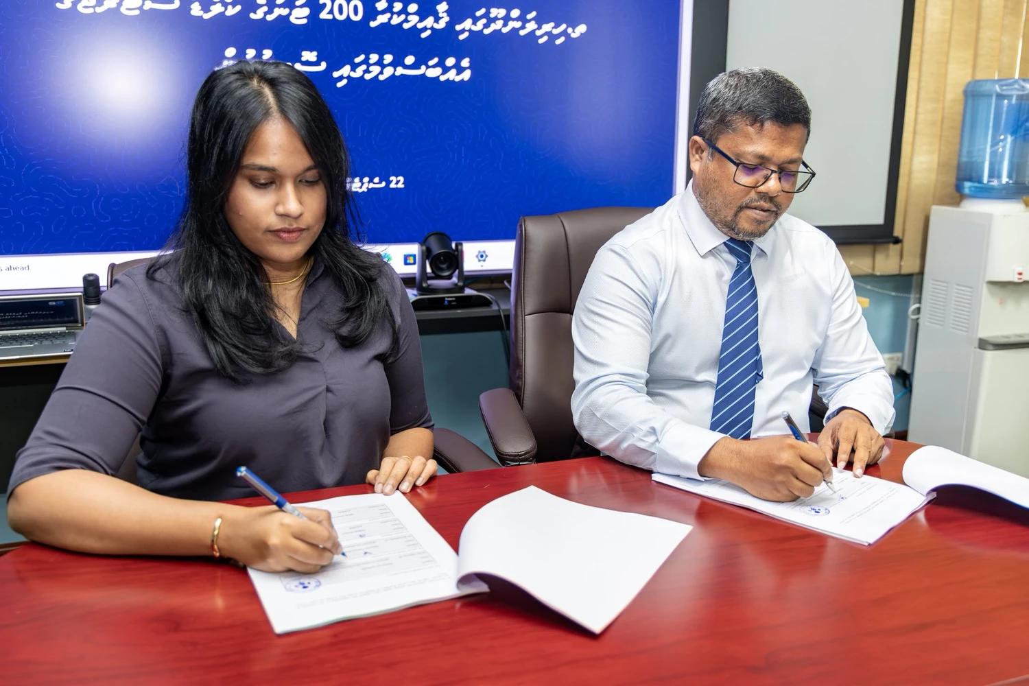 ހިރިލަންދޫގައި ކޯލްޑް ސްޓޯރޭޖް ފެސިލިޓީ ގާއިމްކުރަން އެއްބަސްވުމެއްގައި ސޮއިކޮށްފި